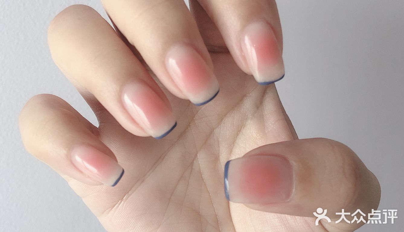 水蜜桃🍑般的腮红美甲来了💅