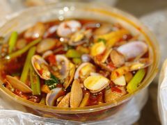 -凤凰路何眼镜香辣蟹(花果园店)