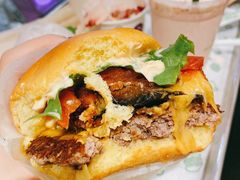 芝士牛肉蘑菇堡-Shake Shack(西单大悦城店)