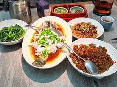 -鱼你相聚·河鲜馆(袁家岭店)