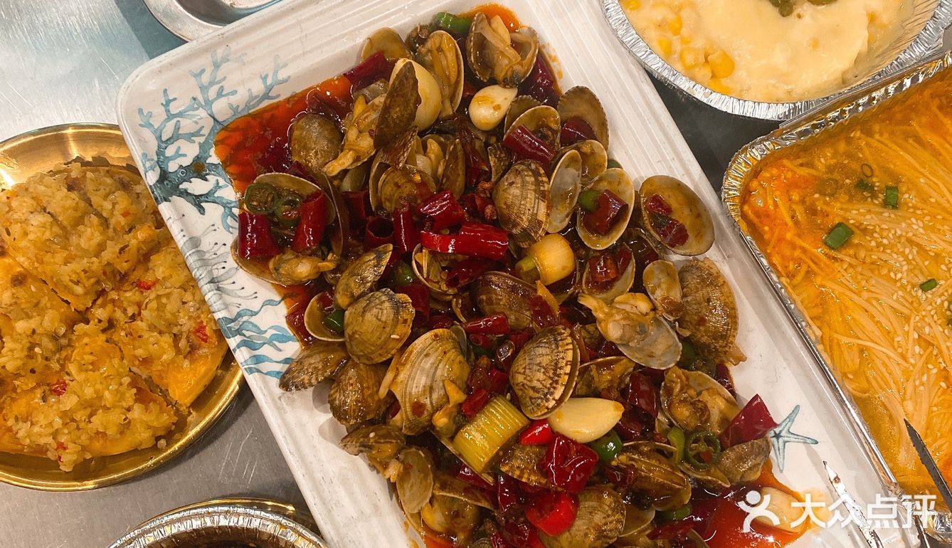 推荐点这个油饼,上面的蘸料不要太好吃