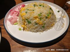 -万记麻辣烫国展总店