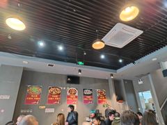 大堂-范贤光鸡公煲(平乐园总店)
