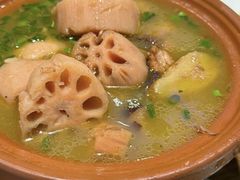 野莲藕筒子骨汤-黄泥岗·地道湖北菜(奥特莱斯店)