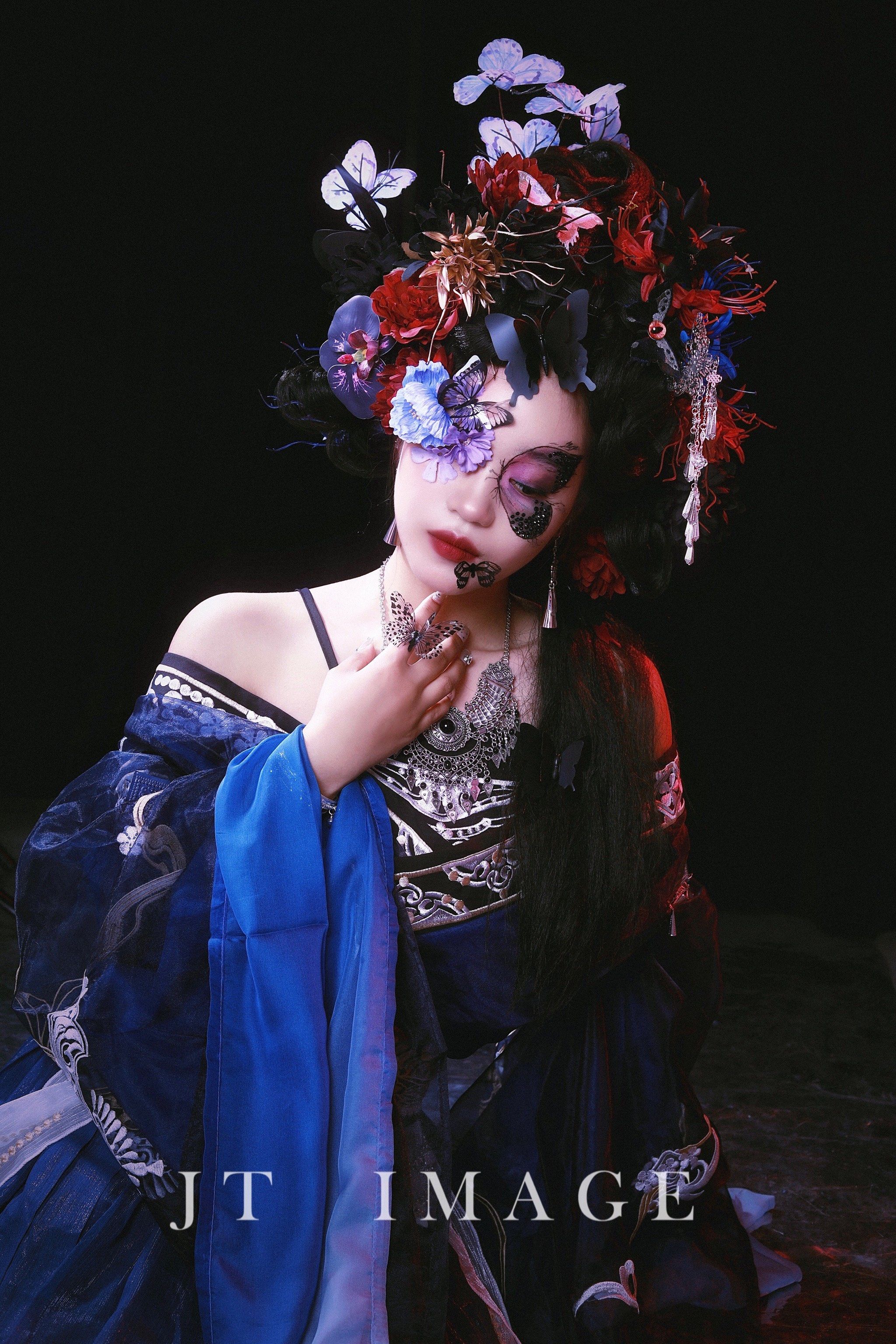 化妆×摄影学员作品·彼岸花开

