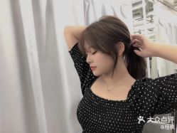 -COMO SALON 烫染可茉发型