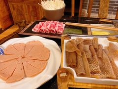-百年川椒重庆老火锅(光谷店)