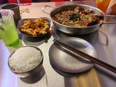 -蓉三少冒烤鸭·四川小吃集(北京首店)