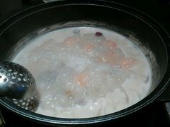 -煲宫猪肚鸡(昆山金鹰国际购物中心店)