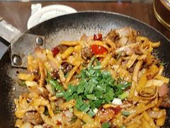 -富正毅三下锅(体育馆店)