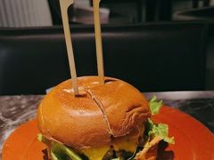 -LESCEDARS Brasserie Bistro香柏树