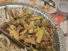 -小鱼小牛·鱼牛干锅·脆鱼火锅(世欧广场店)