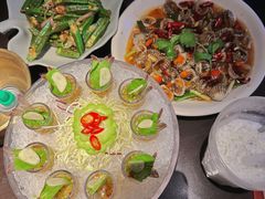 -大头虾越式风味餐厅(光明广场店)