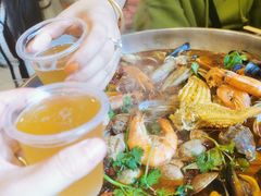 -老东镇啤酒屋海鲜加工·蒸汽海鲜·海鲜烧烤(台东店)