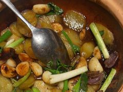 -八府香鸭·啫啫煲(华山路店)