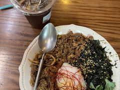 -CowCow其其·牛杂咖啡公司(六运店)