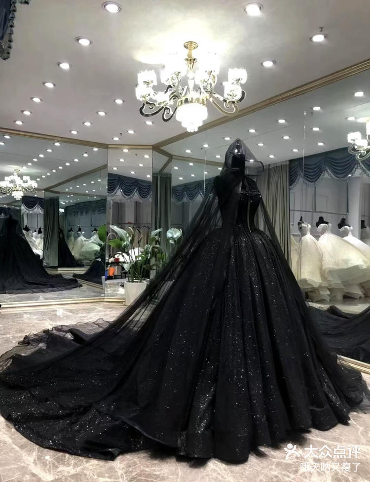 黑色婚纱