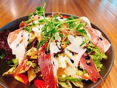 伊比利亚火腿色拉-Erman岩烧牛排(虹桥南丰城店)