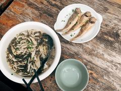 -小河无名面馆