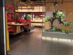 -芝小官毛肚火锅海鲜自助(苏州吴江区万宝店)