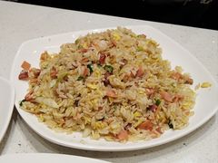 扬州炒饭-香港新发烧腊茶餐厅(水围店)