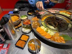-哈哈碳都·牛肋条无限自助烤肉(台江万达店)
