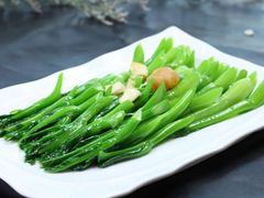 蒜茸炒时蔬-金鮀岛潮州酒家