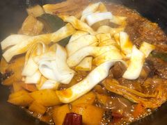 -山河屯铁锅炖(哈西站店)