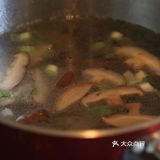 不论咸的甜的豆腐脑只要是自己爱吃的就行
