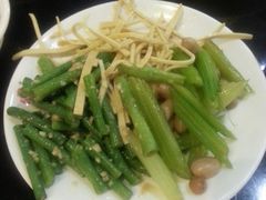 -重庆德庄火锅(体育中心店)