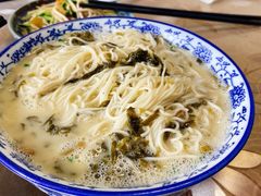 -雪琴面馆富安特色鱼汤面(城中花园店)