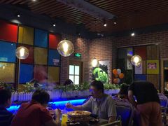 -三人行骨头王火锅(长寿店)