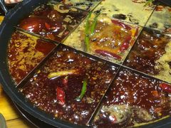 -正南齊北重庆老火锅(光华村直营店)