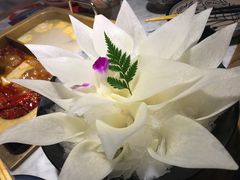 -尚尚仙·酸汤猪手·猪肚鸡火锅(华联万柳购物中心店)