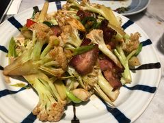 脆皮肉辣炒椰菜花-中8楼风尚云南菜(颐堤港店)
