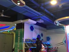 -星悦蓝海欢乐园(石路天虹店)