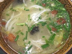 -桥香园云南过桥米线(金马碧鸡店)