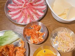 吾桑格-·缸桶屋·韩式牛肋条自助烤肉(西湖D11店)