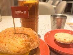 -必胜客(大坪英利店)