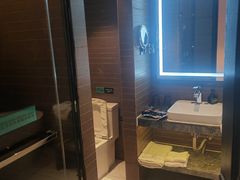 -粤塔X趣影电竞酒店(天河广场车陂地铁站店)