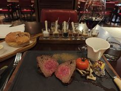 -恰餐厅及酒吧 CHAR Bar & Grill (北京丽都皇冠假日店)