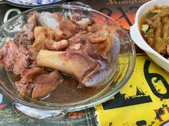 特色酱筒骨-聚香缘东北菜饺子馆