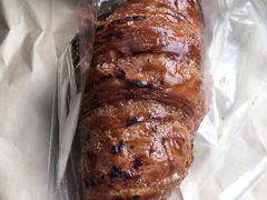 焦糖牛角酥-PAPER STONE BAKERY(天汇广场店)