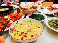 酸菜鱼-大鸿运酒店·苏州菜·松鼠桂鱼(观前街店)