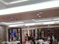 -广州中心皇冠假日酒店·百粤楼