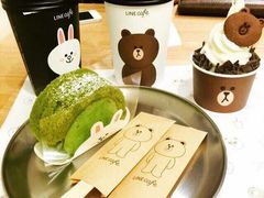 -LINE FRIENDS Garosu-gil Flagship Store