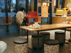 -麦当劳(普陀香溢花城店)