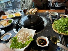 -大匠工房古船木艺术餐厅·猪肚鸡专门店(长白仙岛店)