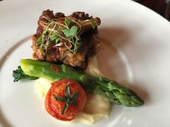 红酒炖牛尾-YUE·6·西式融合餐厅(外滩六号店)