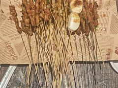 -老街烧烤大排档·地道湖北菜·龙虾馆(汉口火车站店)